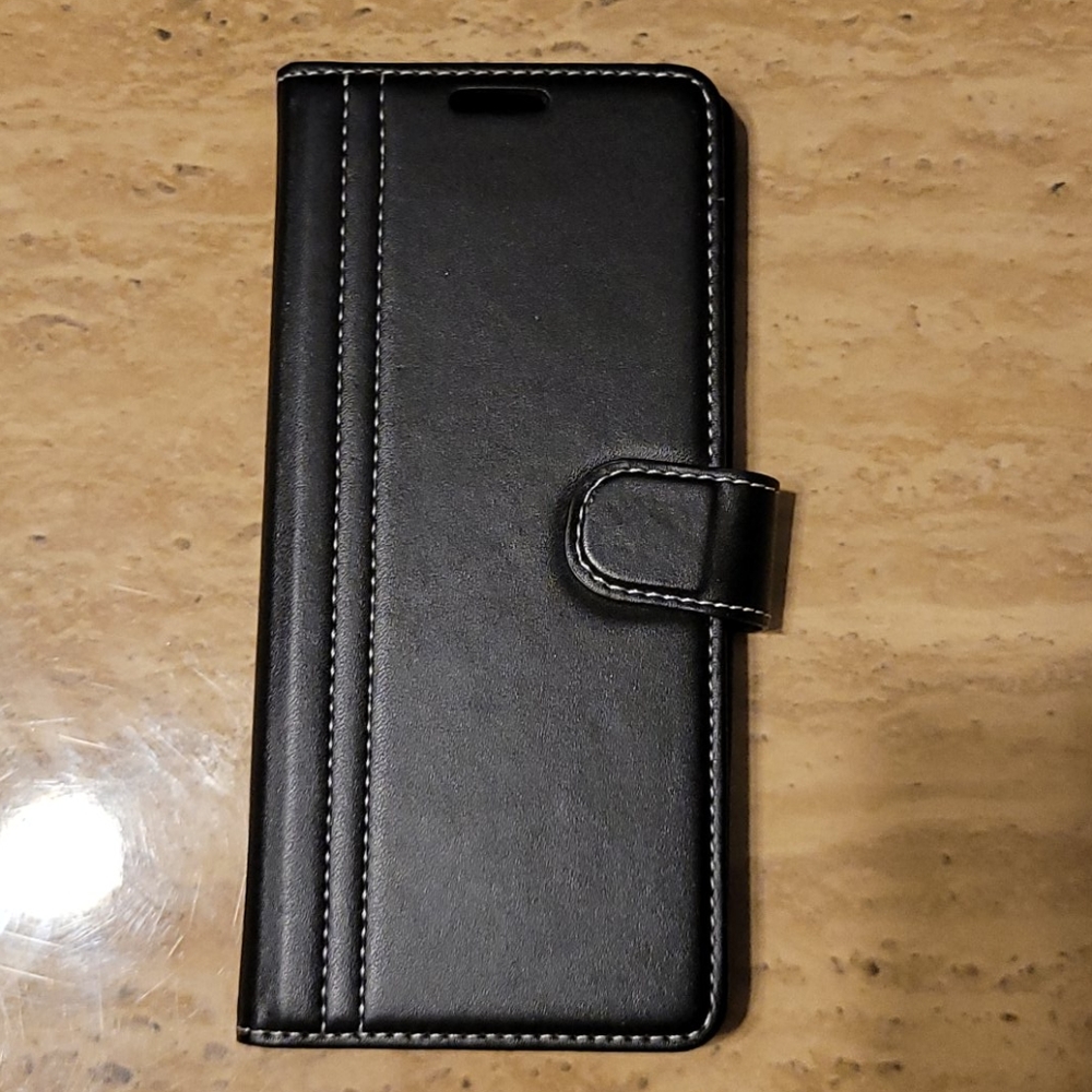 Phone case fits a note 8 Samsung